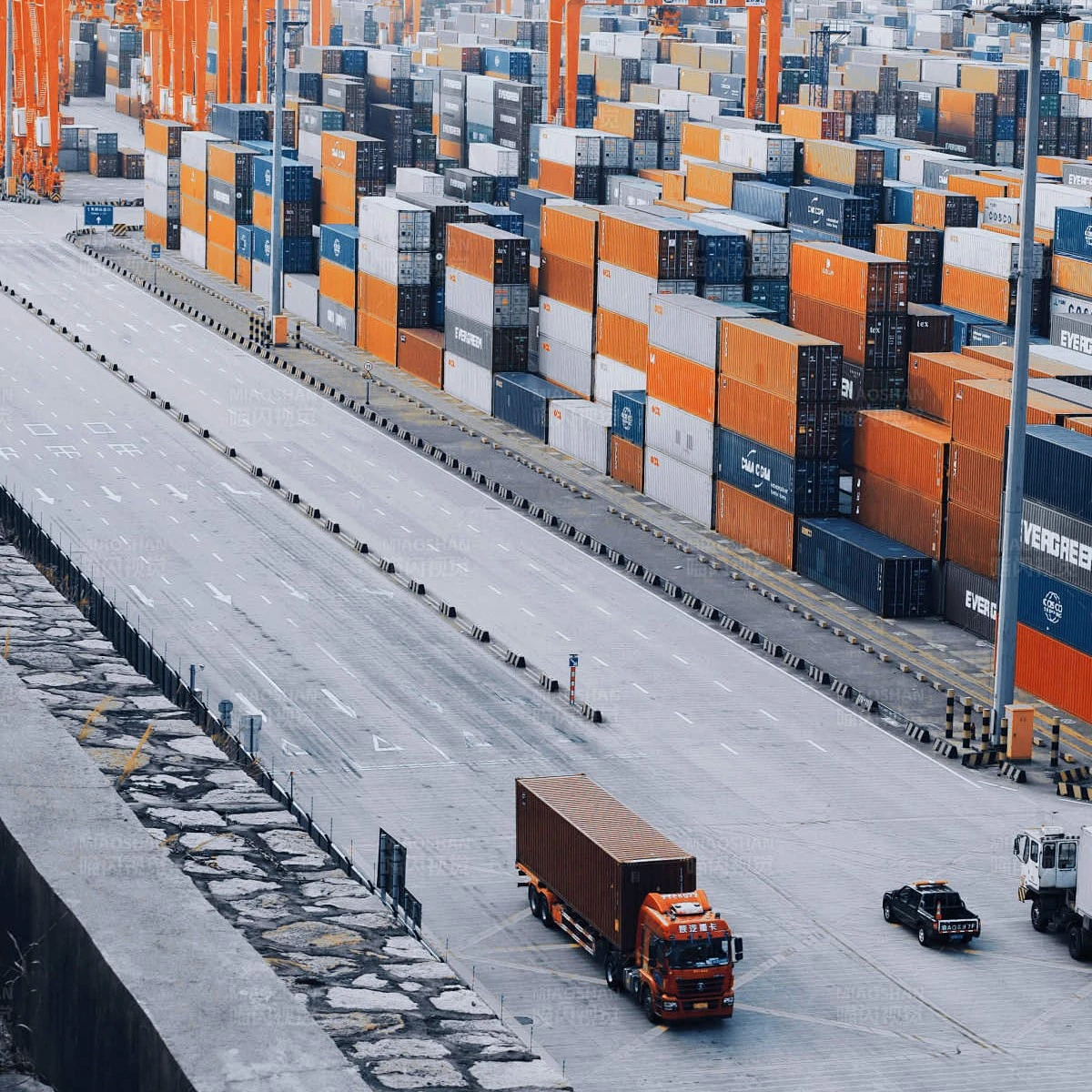 Multi-Supplier Cargo Consolidation in China